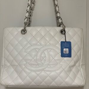 Authentic Chanel White GST Caviar Leather Bag